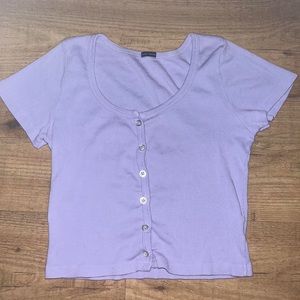 Brandy Melville light purple shoe sleeve button up, perfect condition, one size